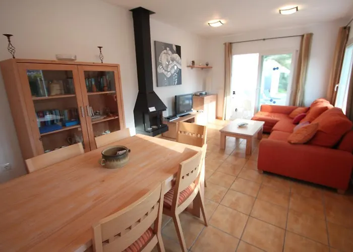 Canuta Mar 14- Two Story In