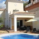 بيت للعطل Canuta Mar 14- Two Story In *