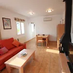 بيت للعطل Canuta Mar 14- Two Story In