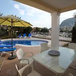 بيت للعطل Canuta Mar 14- Two Story In